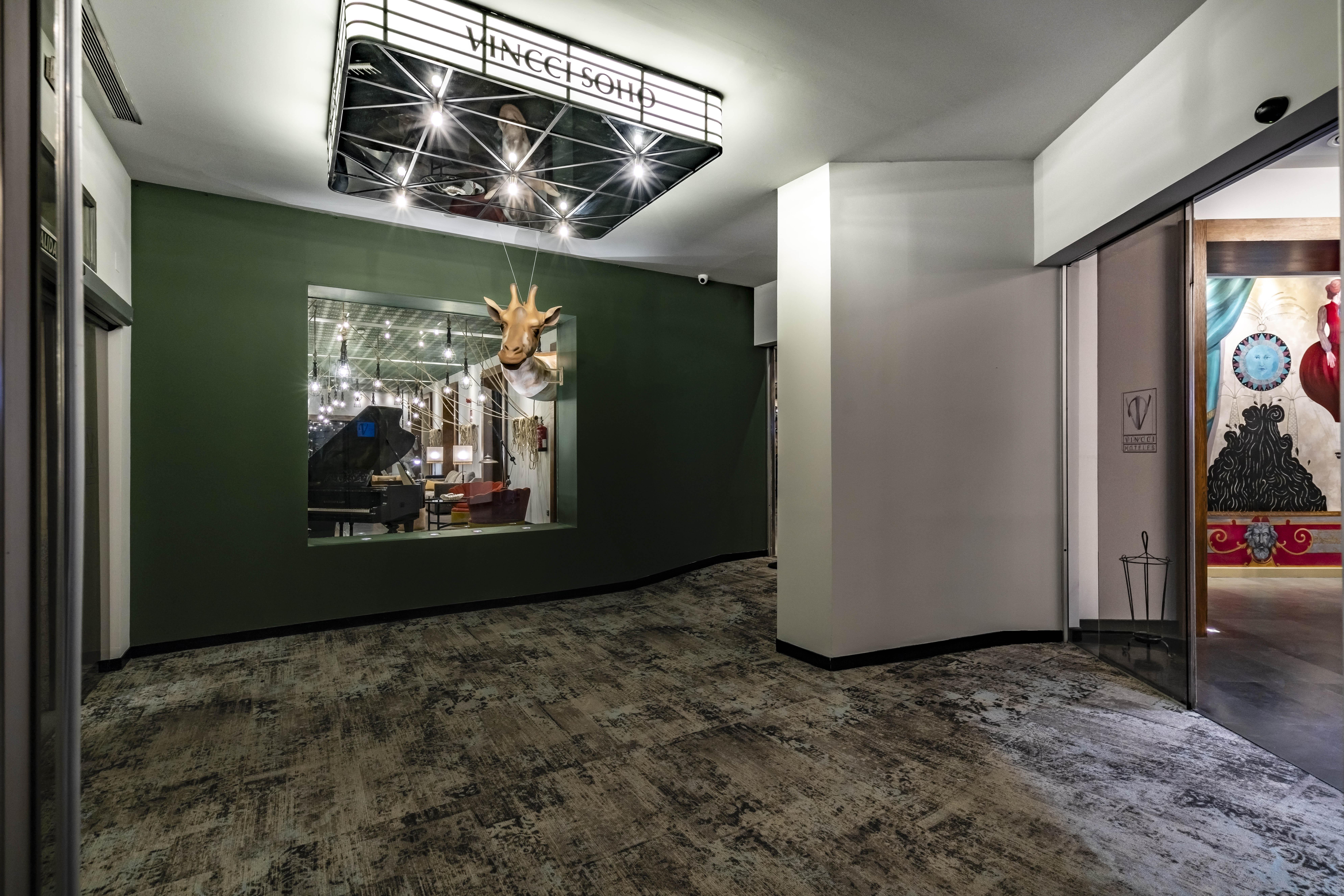 Vincci Soho Hotel Madrid Bagian luar foto