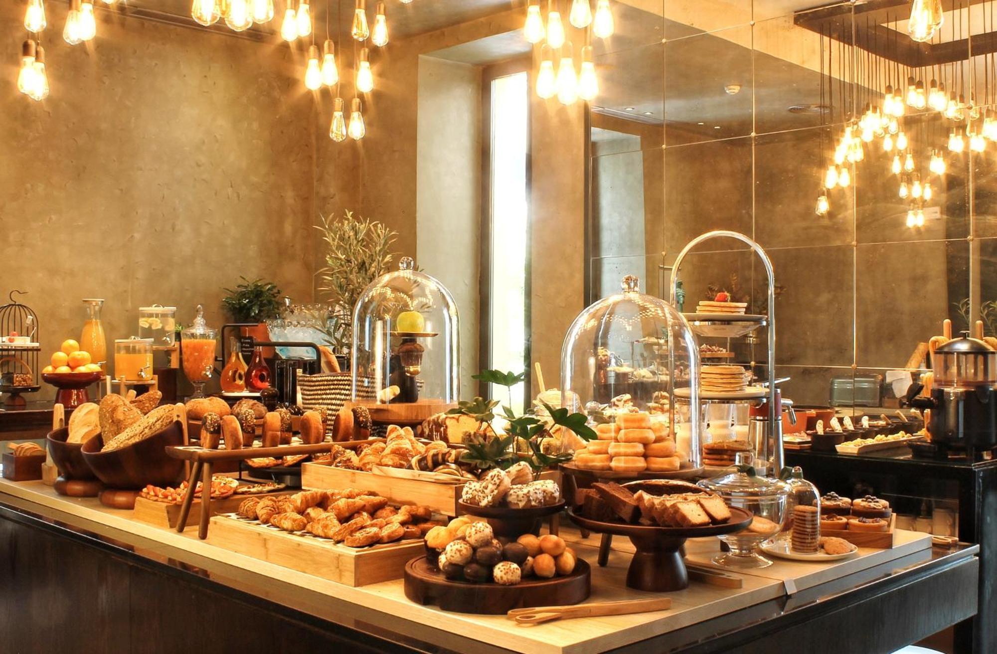 Vincci Soho Hotel Madrid Bagian luar foto