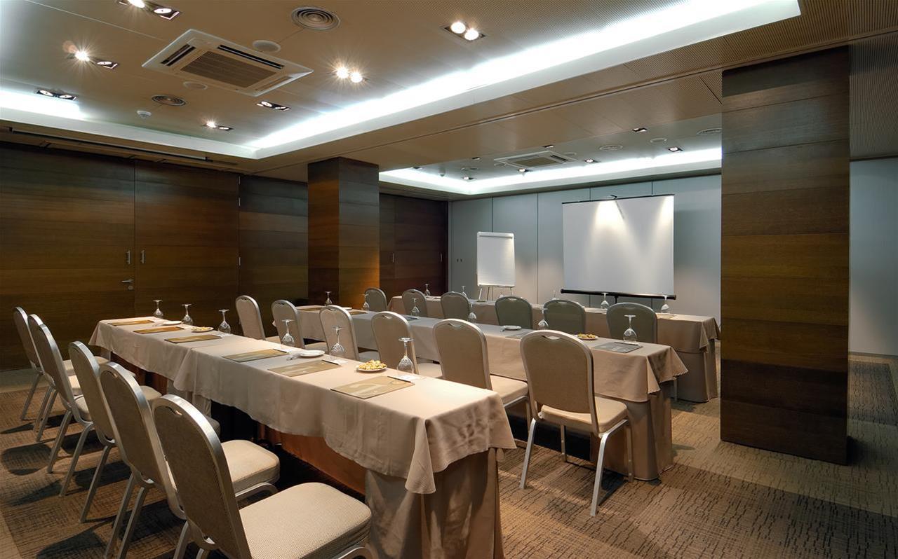 Vincci Soho Hotel Madrid Bagian luar foto