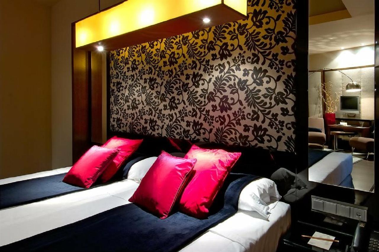 Vincci Soho Hotel Madrid Bagian luar foto